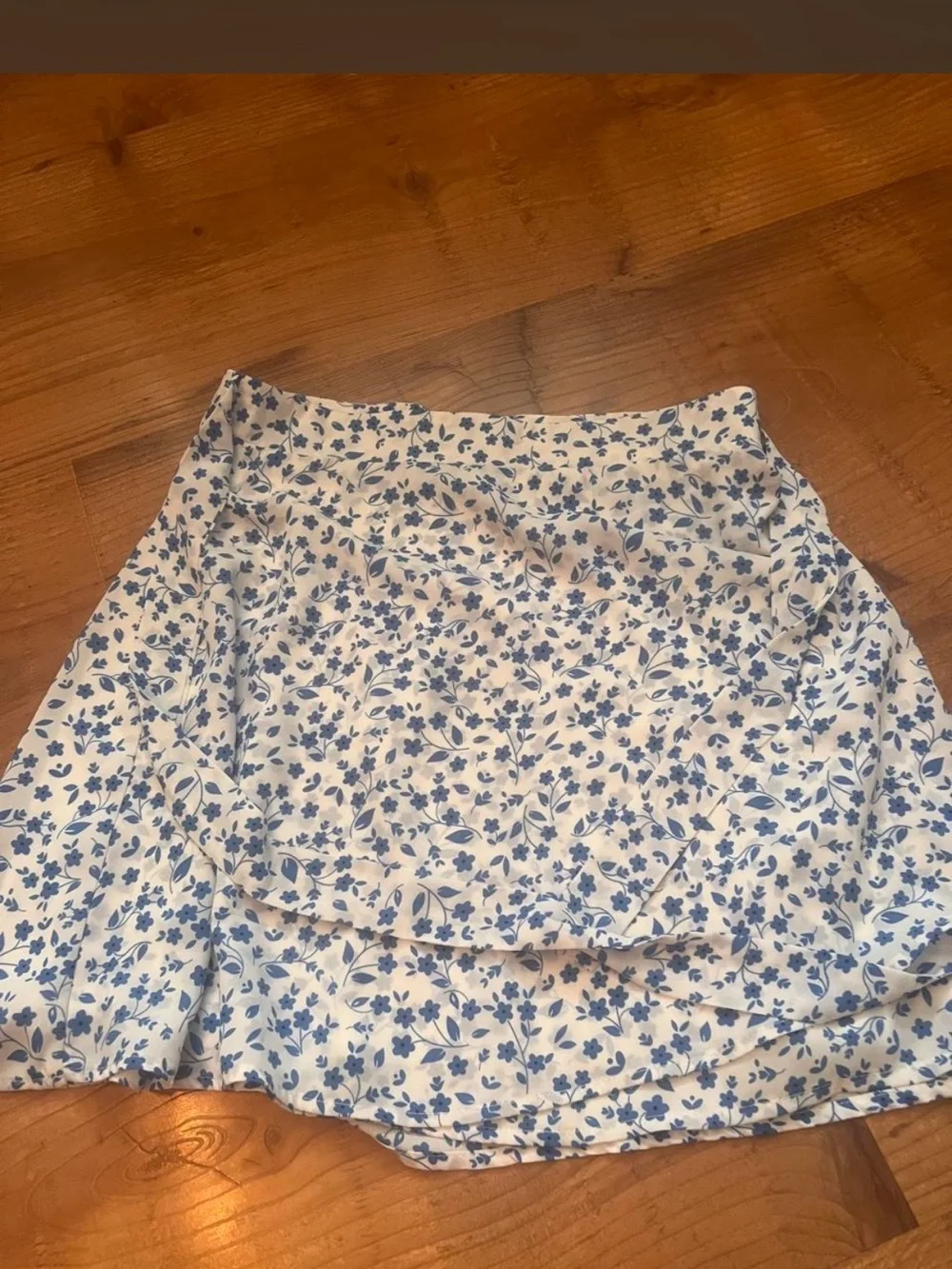 miami White and Blue Floral Layered Skater Mini Skirt